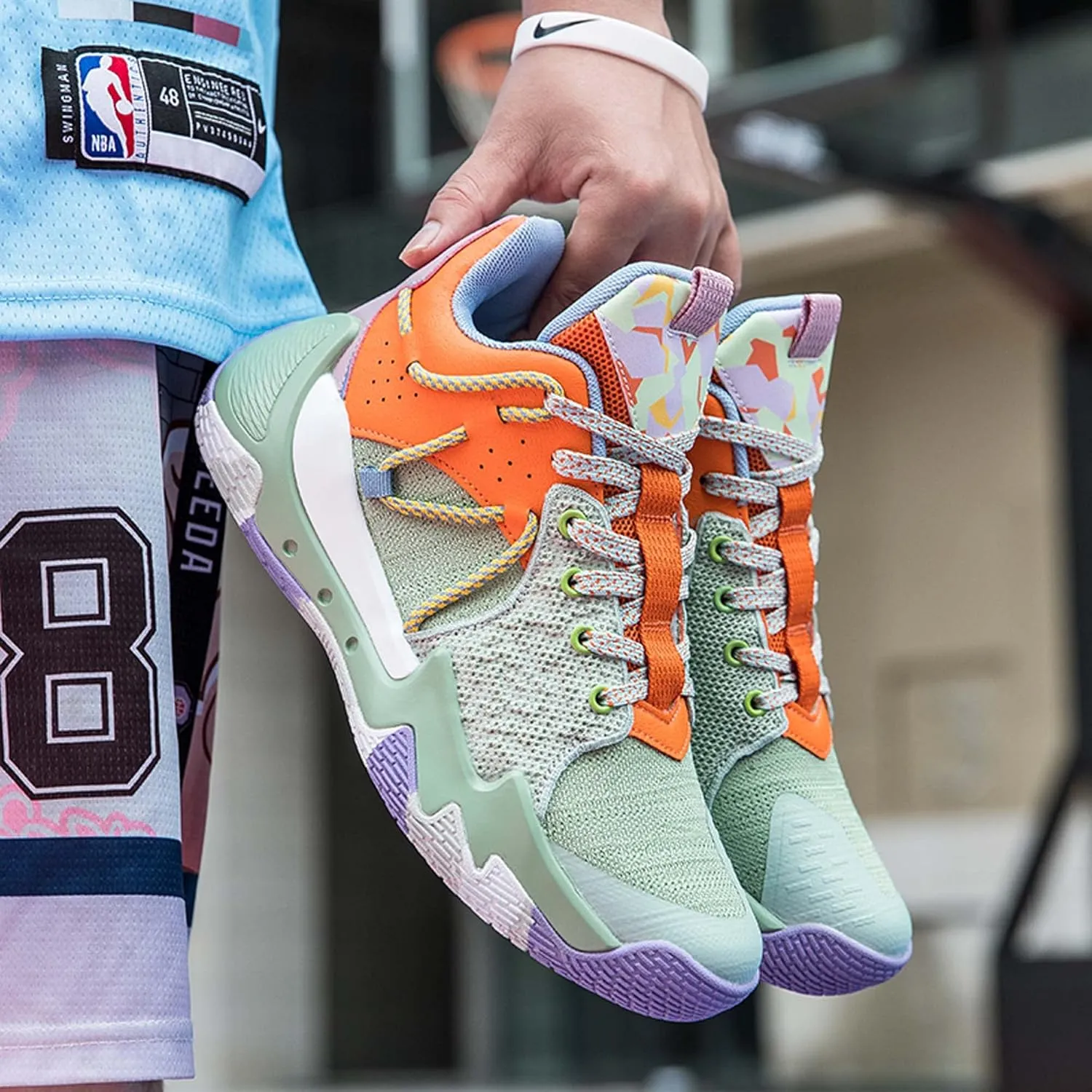 Basketball Shoes Men Summer New Professional Combat Sneakers Men's Shoes Students Breathable high top Sneakers