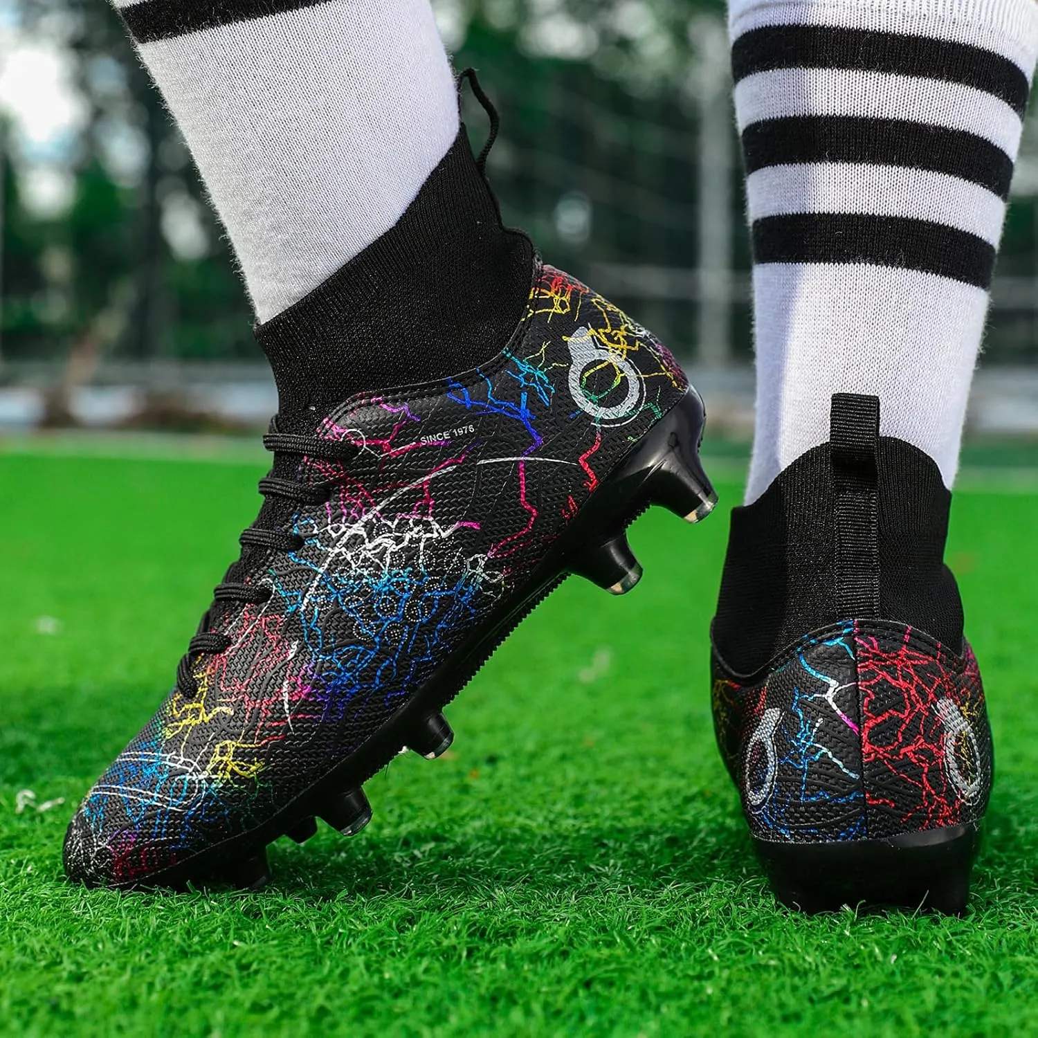 Boys' Soccer Shoes Kids Firm Ground Soccer Cleats Girls Athletic Sneakers Outdoor Turf Football Shoes for Little/Big Kid