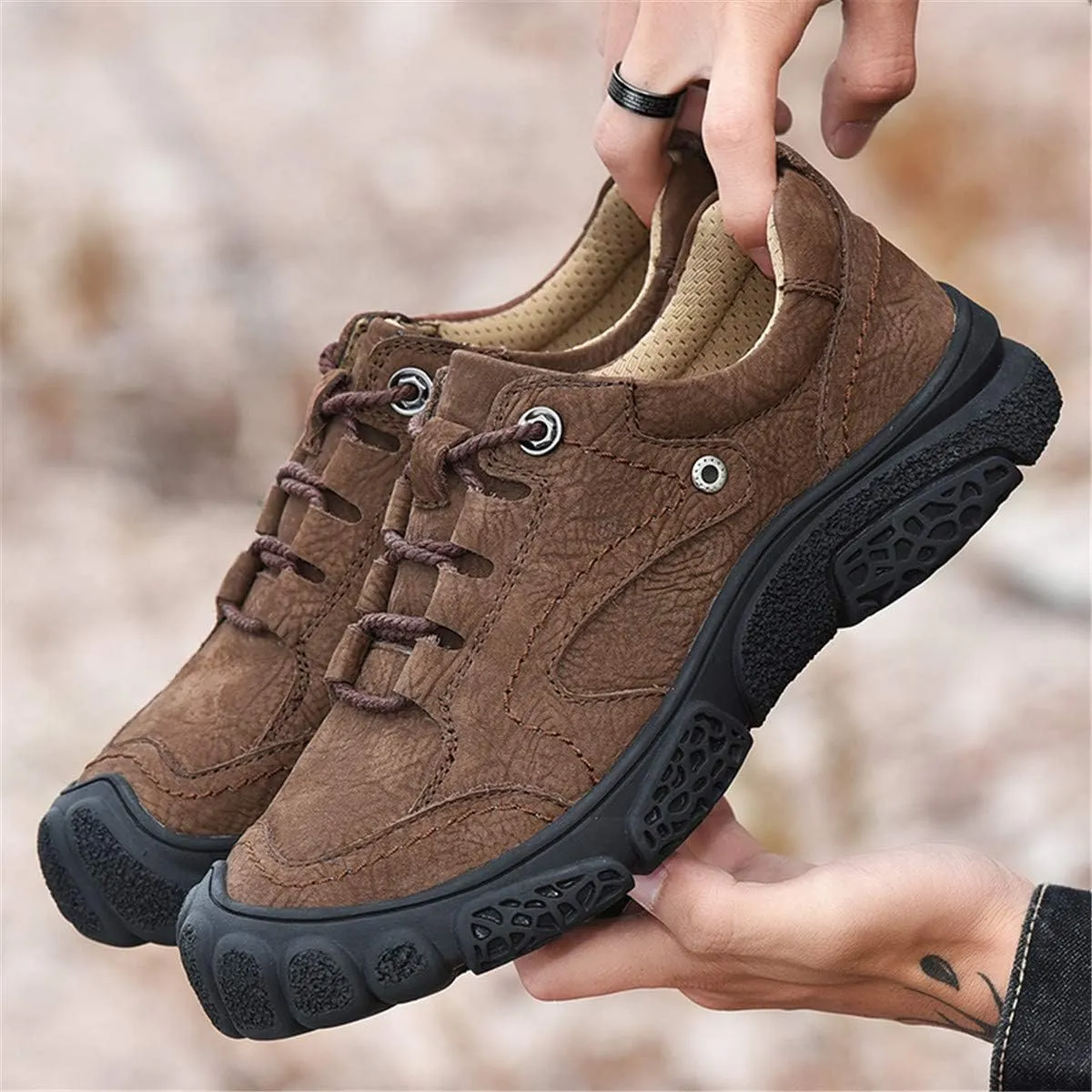 ChicWind Men's Hand Stitching Breathable Hiking Shoes Casual Lace-Up Outdoor Trekking Sneakers