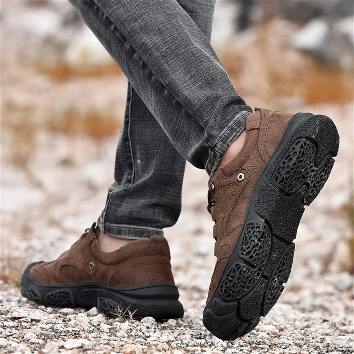 ChicWind Men's Hand Stitching Breathable Hiking Shoes Casual Lace-Up Outdoor Trekking Sneakers