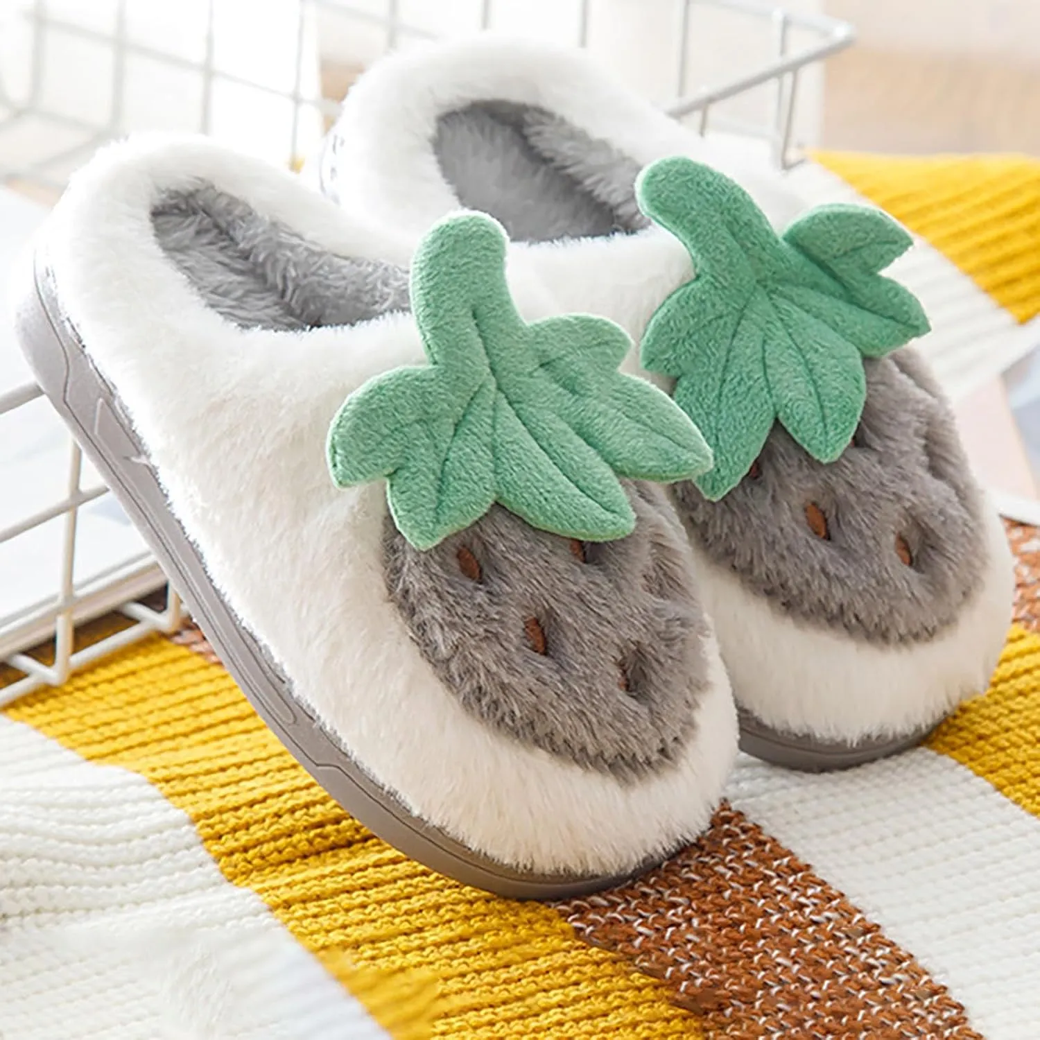 Kids Cute Strawberry ??ushroom Slippers Soft Bottom Comfort Slippers Fleece Plush Warm Cozy Outdoor Tween Shoes