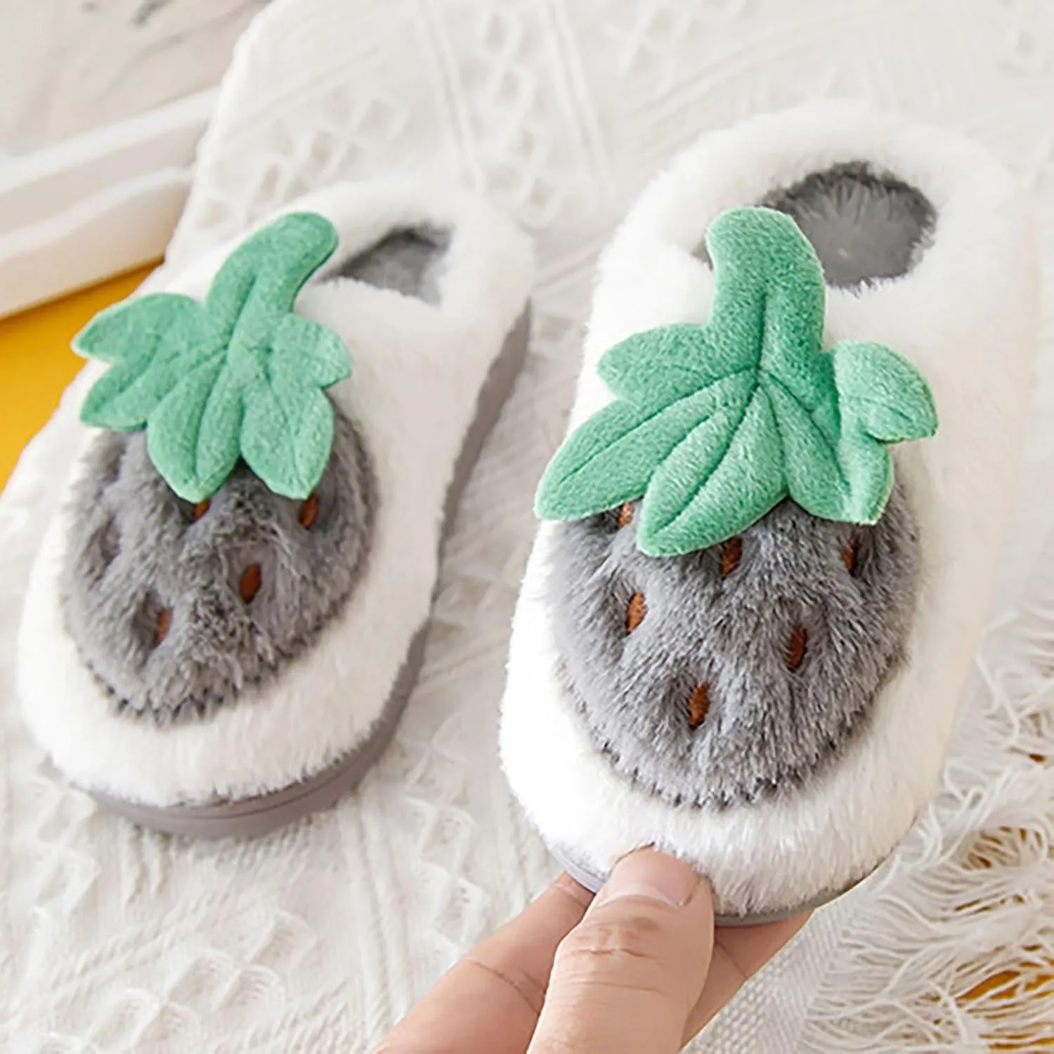 Kids Cute Strawberry ??ushroom Slippers Soft Bottom Comfort Slippers Fleece Plush Warm Cozy Outdoor Tween Shoes
