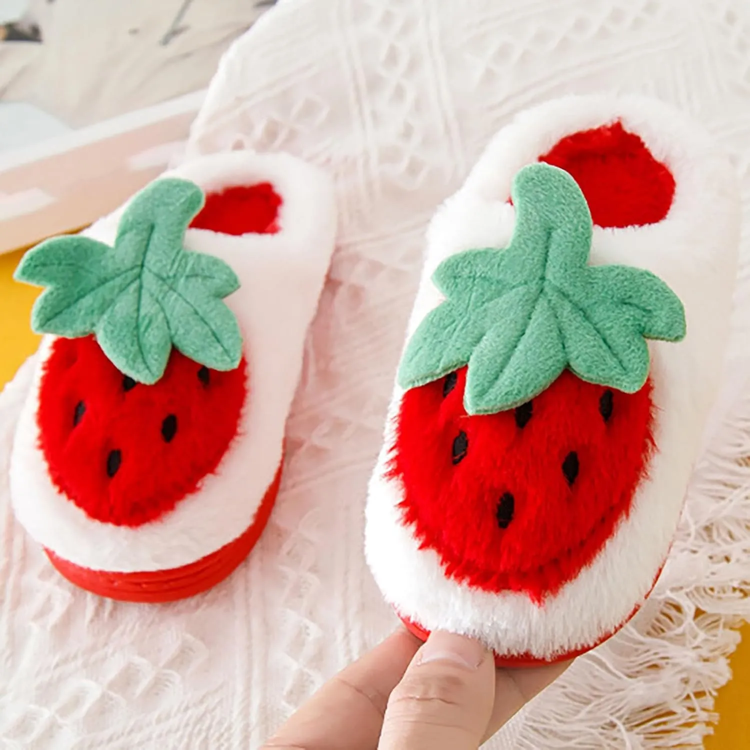 Kids Cute Strawberry ??ushroom Slippers Soft Bottom Comfort Slippers Fleece Plush Warm Cozy Outdoor Tween Shoes