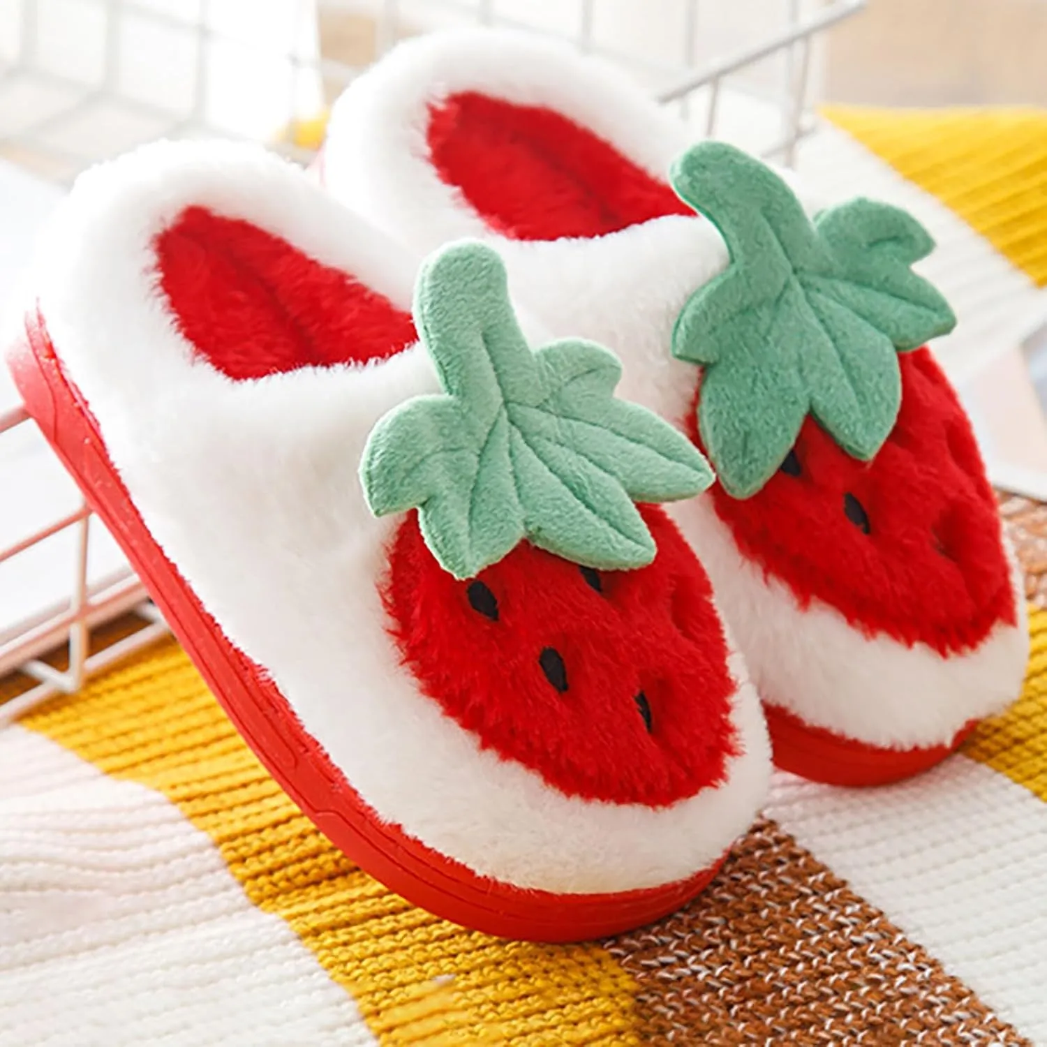 Kids Cute Strawberry ??ushroom Slippers Soft Bottom Comfort Slippers Fleece Plush Warm Cozy Outdoor Tween Shoes