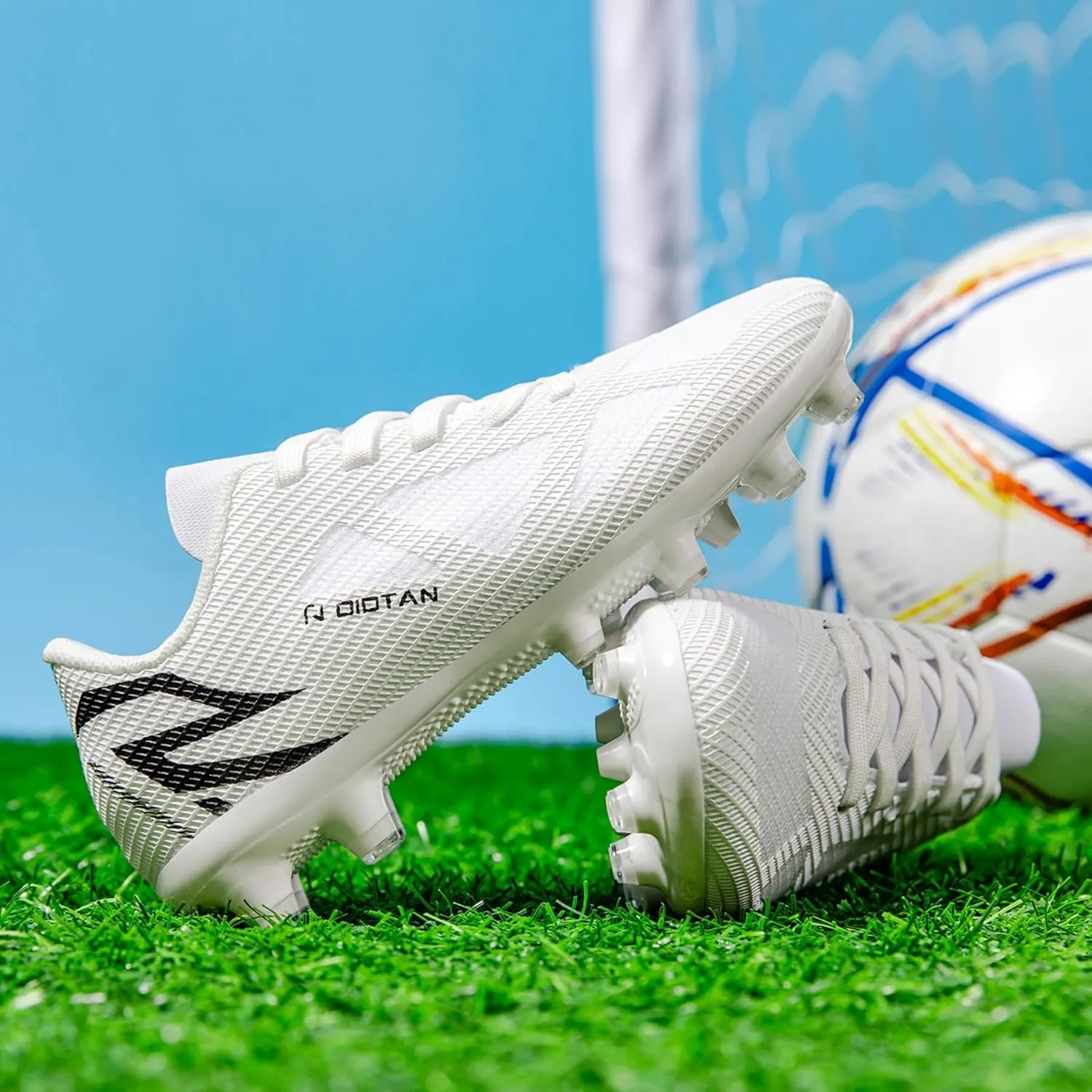 Kids Soccer Cleats for Boys and Girls Youth Low-top Football Shoes Outdoor Athletic Turf Soccer Shoes