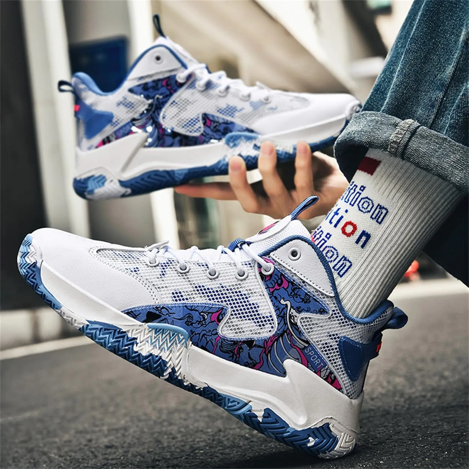 Men's Breathable Mesh Lace Up Basketball Shoes Fashion High-Top Non-Slip Sneakers Casual Gym Sports Tennis Jogging Shoes