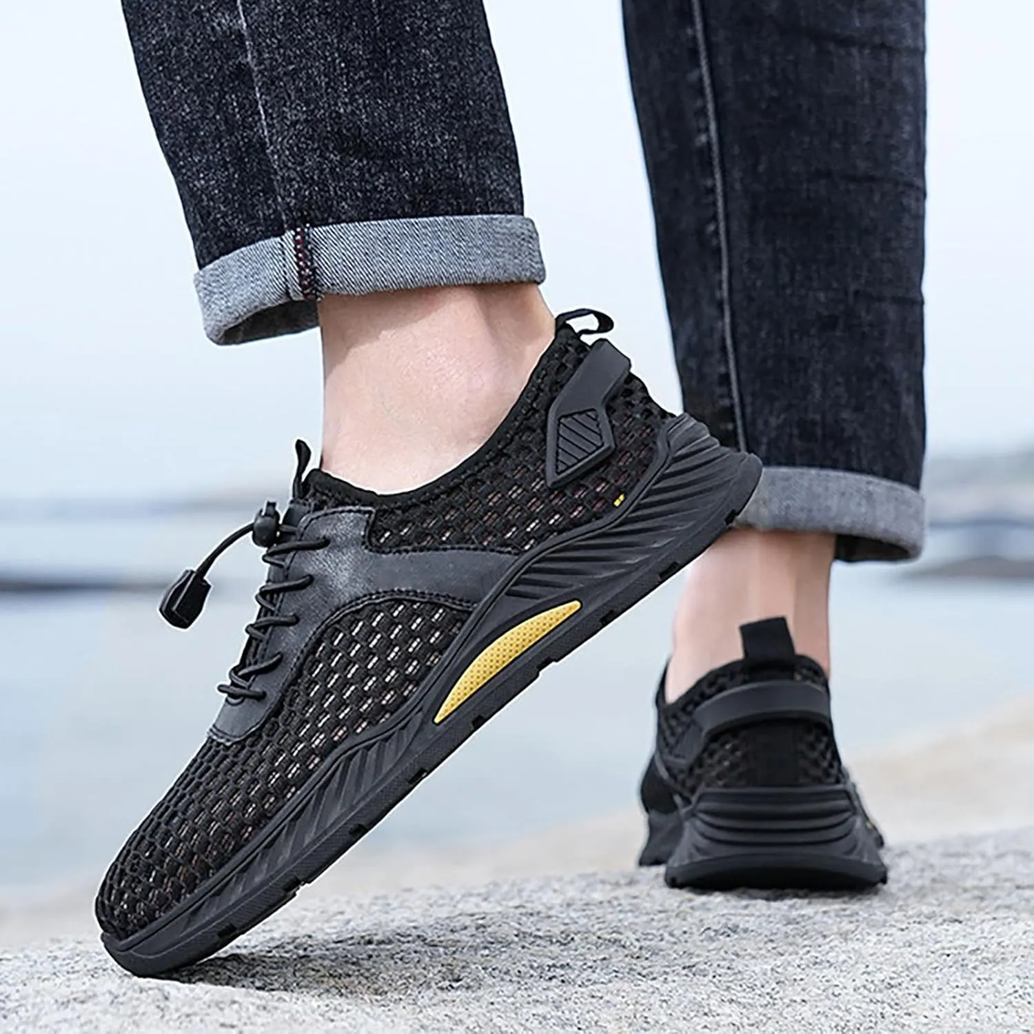 New Men's Outdoor Sports Mesh Shoes Casual Fashion Anti Slip Hiking Breathable Solid Sneaker for Summer